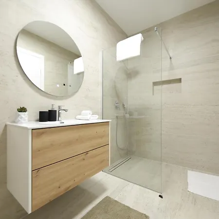 Cloud 9 D8 Vila Tkon