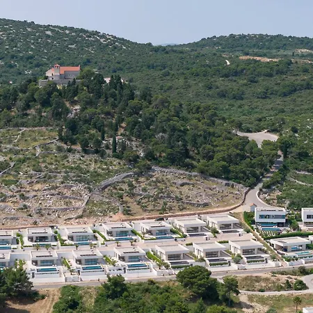 Cloud 9 D8 Willa Tkon