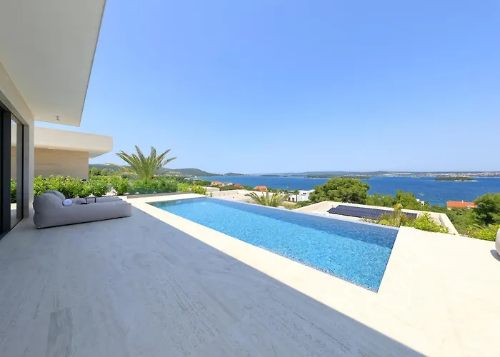 Villa Cloud 9 D8 Tkon