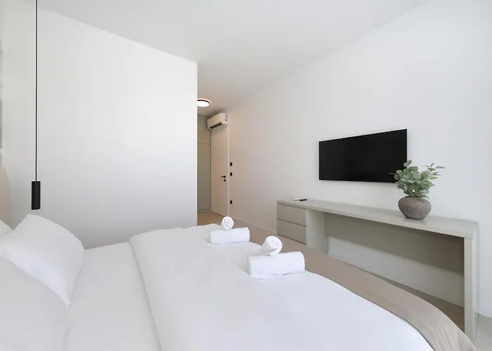 Cloud 9 D8 * تكون